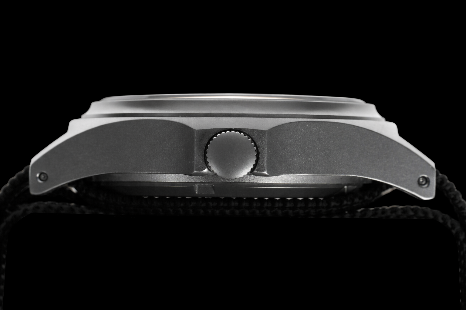 MWC GMT (Dual Time Zone) 200m/660ft Water resistant Military Watch in Stainless Steel Case with Screw Crown